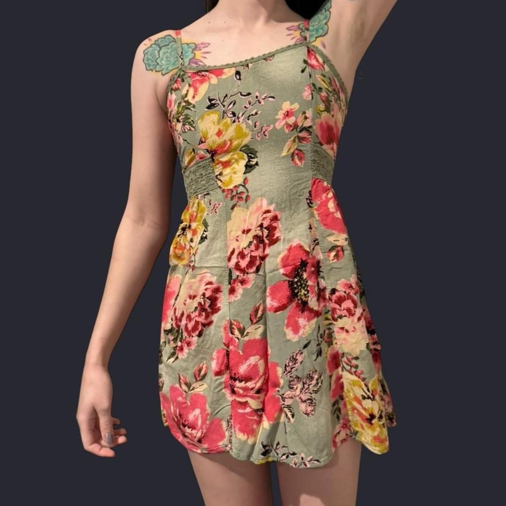 Sage Green / Floral Print Sundress / Mossimo / Babydoll / Size S